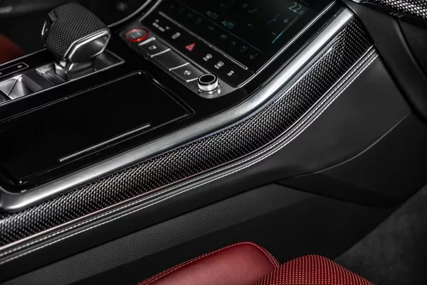 Audi SQ8 4,0TDI Keramiky Masáže Pano - foto 28