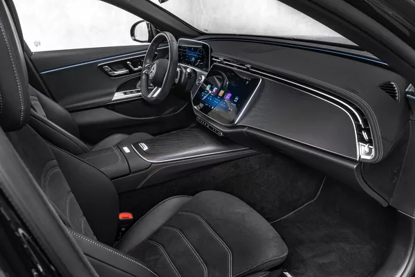 Mercedes-Benz Třídy E d 4M AMG Nezávislé Burmester - foto 12