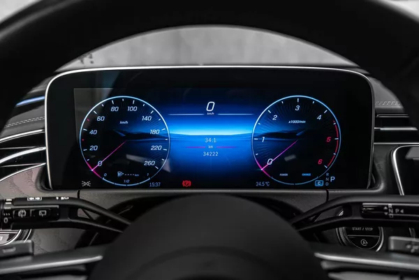 Mercedes-Benz Třídy E d 4M AMG Nezávislé Burmester - foto 20