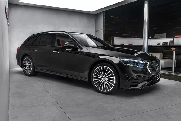 Mercedes-Benz Třídy E d 4M AMG Nezávislé Burmester - foto 4