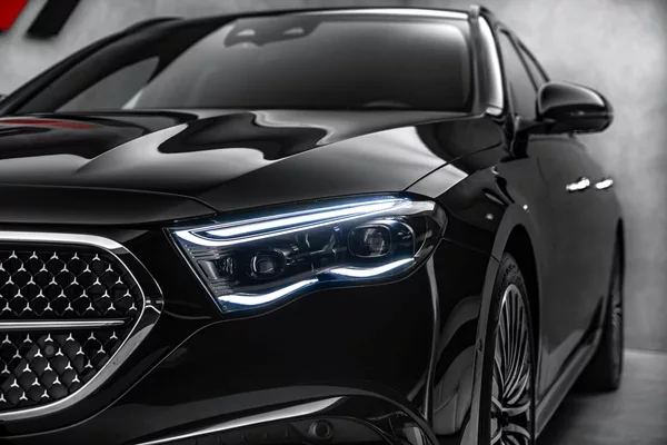 Mercedes-Benz Třídy E d 4M AMG Nezávislé Burmester - foto 9
