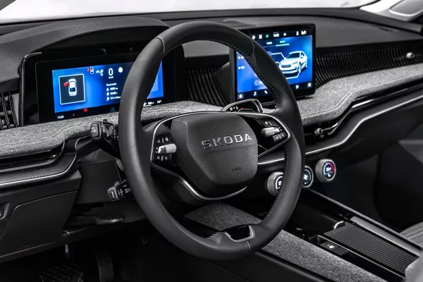 Škoda Superb 2,0 TDI DSG LED Masáž tažné - foto 16