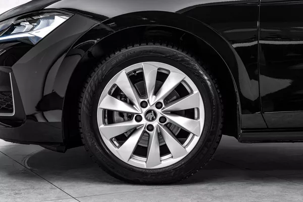 Škoda Superb 2,0 TDI DSG LED Masáž tažné - foto 2