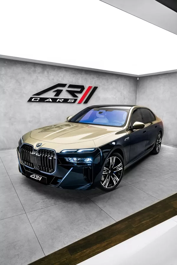 BMW 60 M-Sport Individual Theatre - foto 8
