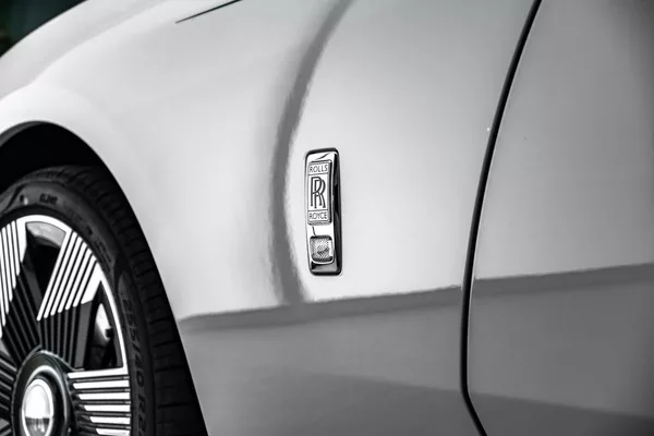 Rolls-Royce Spectre - foto 12