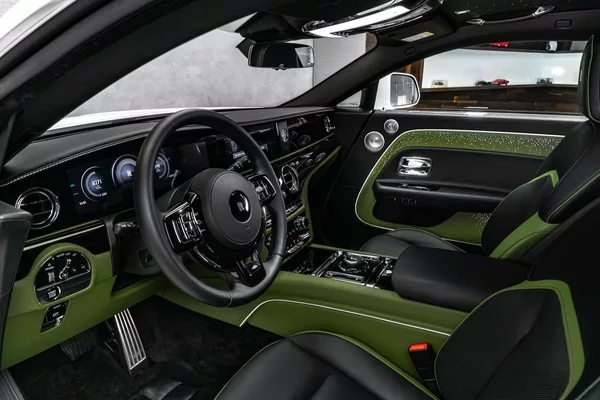 Rolls-Royce Spectre - foto 16