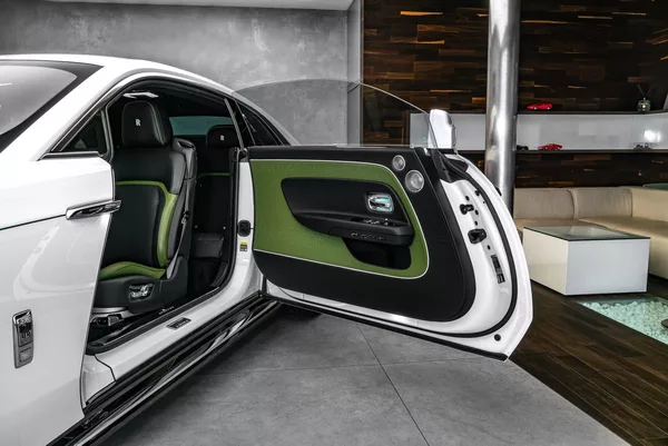 Rolls-Royce Spectre - foto 19
