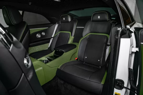 Rolls-Royce Spectre - foto 23