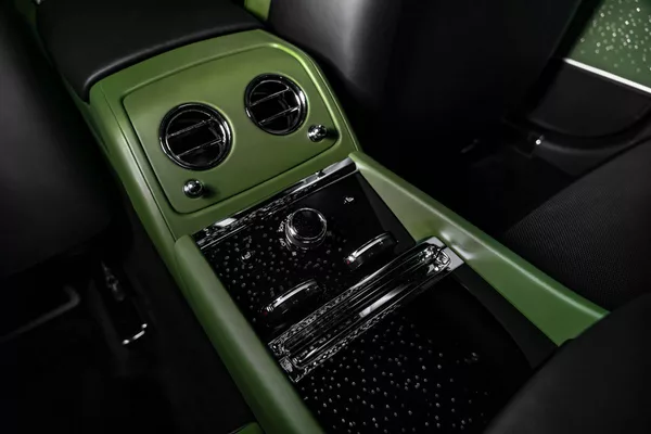 Rolls-Royce Spectre - foto 25