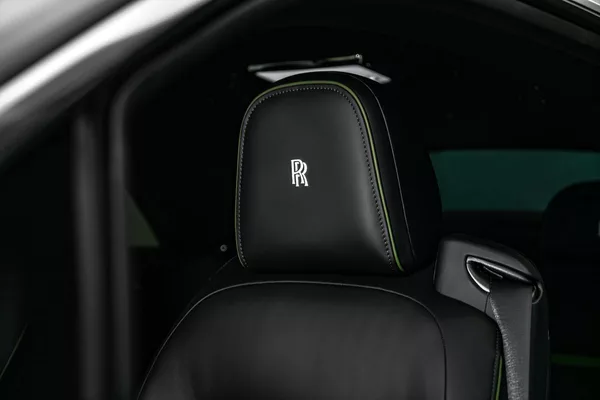 Rolls-Royce Spectre - foto 28