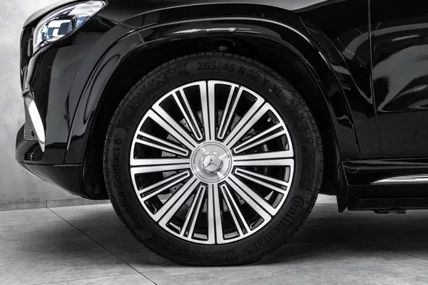 Mercedes-Benz GLS 4MATIC MAYBACH - foto 2