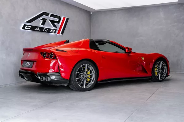 Ferrari 812 GTS, lift, karbon, CZ - foto 16
