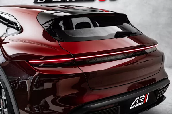 Porsche Taycan 4S Cross Turismo, cherry red - foto 8