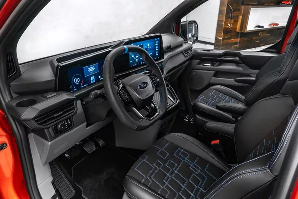Ford Transit Custom MS-RT, 7 míst, tažné - foto 14