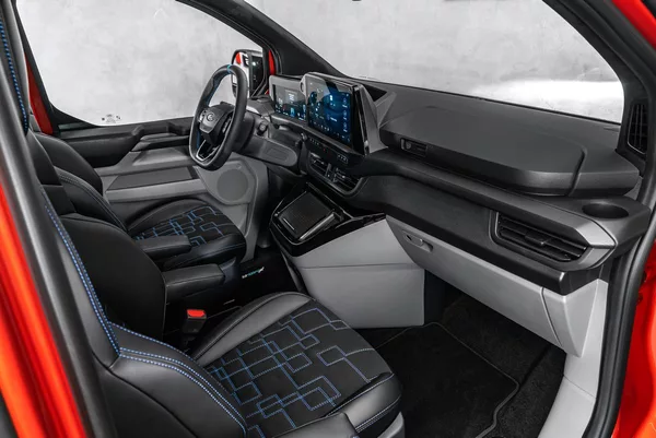 Ford Transit Custom MS-RT, 7 míst, tažné - foto 15
