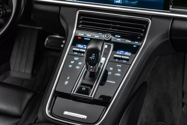Porsche Panamera Turo S E-Hybrid Sport Chrono P - foto 17
