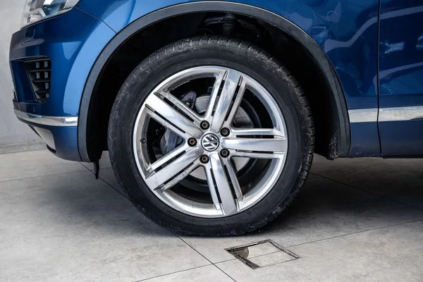 Volkswagen Touareg 3,0TDI Terrain Tech 4M DSG - foto 2