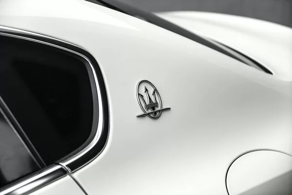 Maserati Quattroporte GTS V8 530PS - foto 11