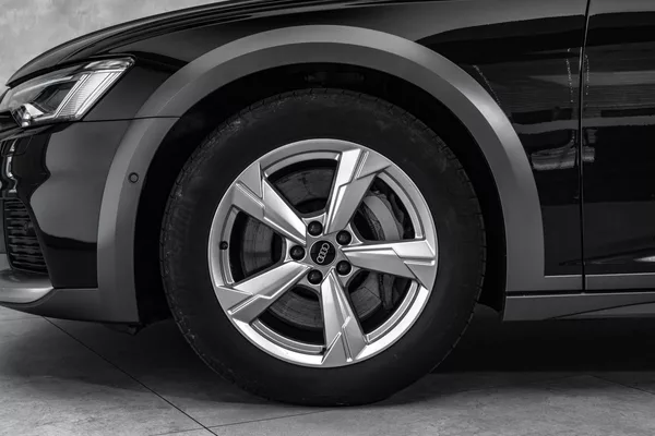 Audi A6 Allroad 55TFSI Q Matrix Pano - foto 2