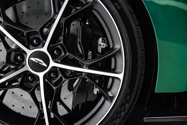 Aston Martin Valhalla - foto 14