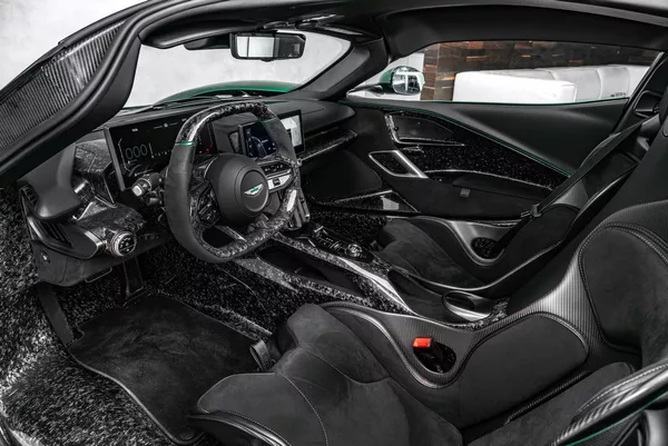 Aston Martin Valhalla - foto 17