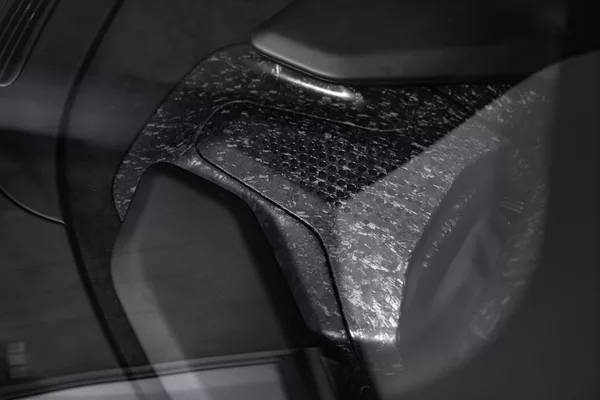 Aston Martin Valhalla - foto 23