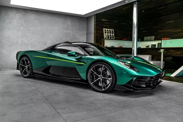 Aston Martin Valhalla - foto 4