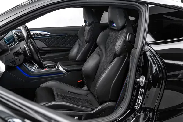 BMW M8 Coupe Competition Night Carbon - foto 12