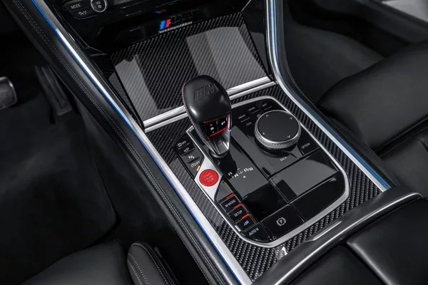BMW M8 Coupe Competition Night Carbon - foto 17