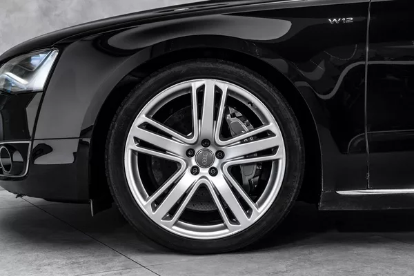 Audi A8 6,3 W12 L Exclusive Keramiky M - foto 2