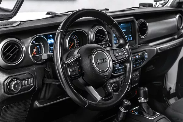 Jeep Wrangler 3,6 V6 35 pneu - foto 21