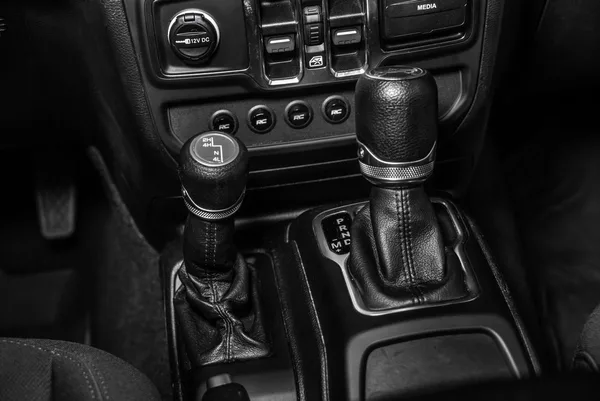 Jeep Wrangler 3,6 V6 35 pneu - foto 23