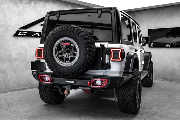 Jeep Wrangler 3,6 V6 35 pneu - foto 6