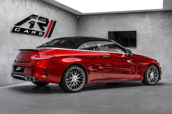 Mercedes-Benz Třídy C head-up, 360 kamera, Burmester - foto 5