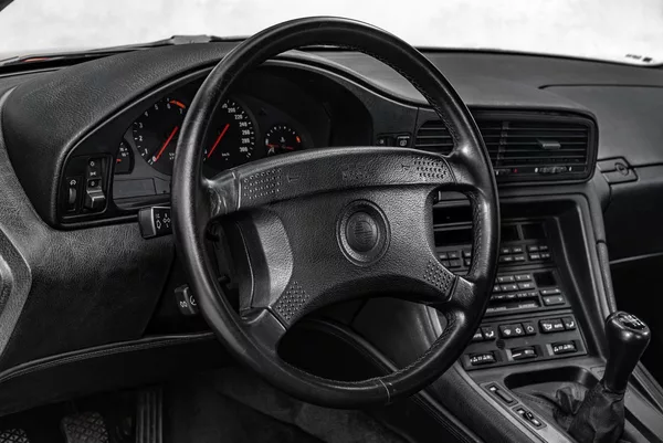 BMW Řada 8 CSI - foto 14