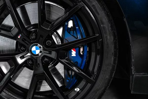 BMW Řada 8 d xDrive Cabrio M-Sport Indivi - foto 12