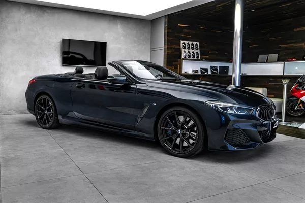BMW Řada 8 d xDrive Cabrio M-Sport Indivi - foto 5