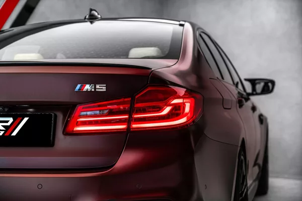 BMW M5 First Edition 1/400 - foto 10