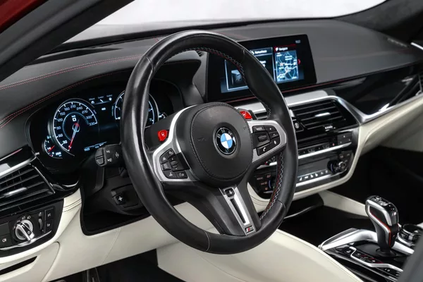 BMW M5 First Edition 1/400 - foto 16