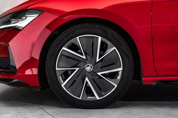 Škoda Superb Sportline 2,0TDI DSG Masáže - foto 2