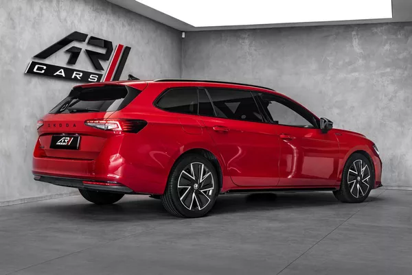 Škoda Superb Sportline 2,0TDI DSG Masáže - foto 5