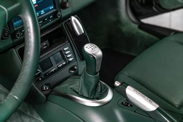 Porsche 911 996 Carrera - foto 14