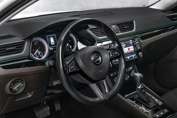 Škoda Superb Combi 2,0TSI L&K 4x4 DSG - foto 15