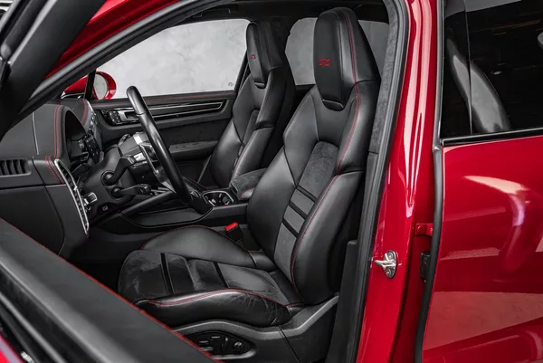 Porsche Cayenne GTS Sport Chrono PASM Pano - foto 14