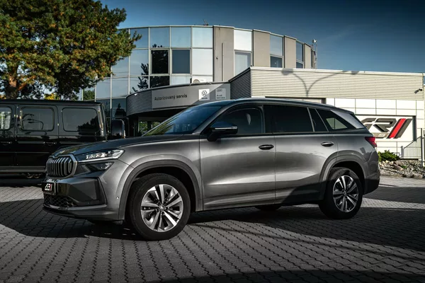 Škoda Kodiaq 2,0TDI DSG 4x4 Excl Sel Masáže - foto 23