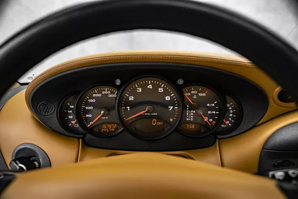 Porsche 911 911 Carrera 996 - foto 17