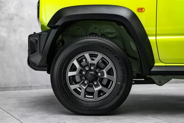 Suzuki Jimny 1,5 ALL GRIP - foto 2