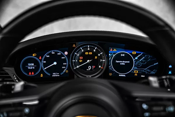 Porsche Sport Chrono, výfuky, ventilac - foto 24