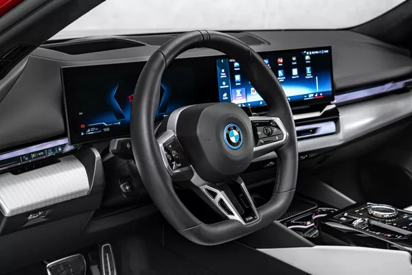 BMW Řada 5 550 e xDrive - foto 17