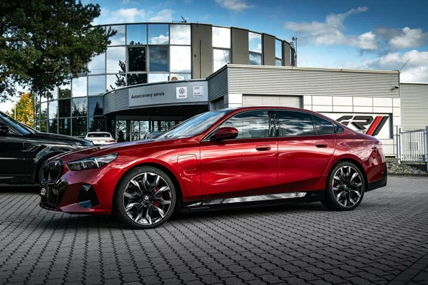 BMW Řada 5 550 e xDrive - foto 25